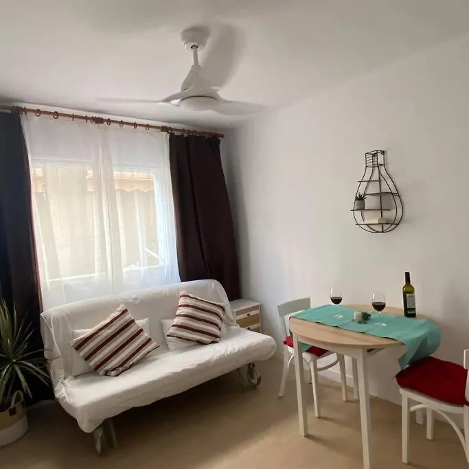 Full Apartment In Cubelles. 3 Rooms And 15Min To The Beach.