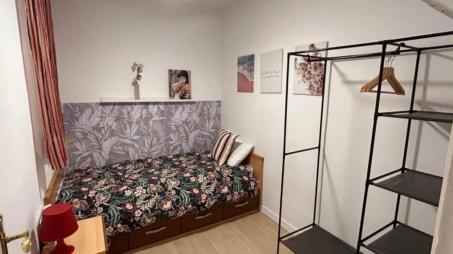 Full Apartment In Cubelles. 3 Rooms And 15Min To The Beach.  Cubelles
